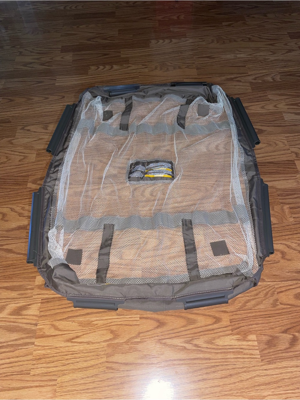 Graco Pack N Play Clip On Mesh Bassinet Insert ~ Brown
